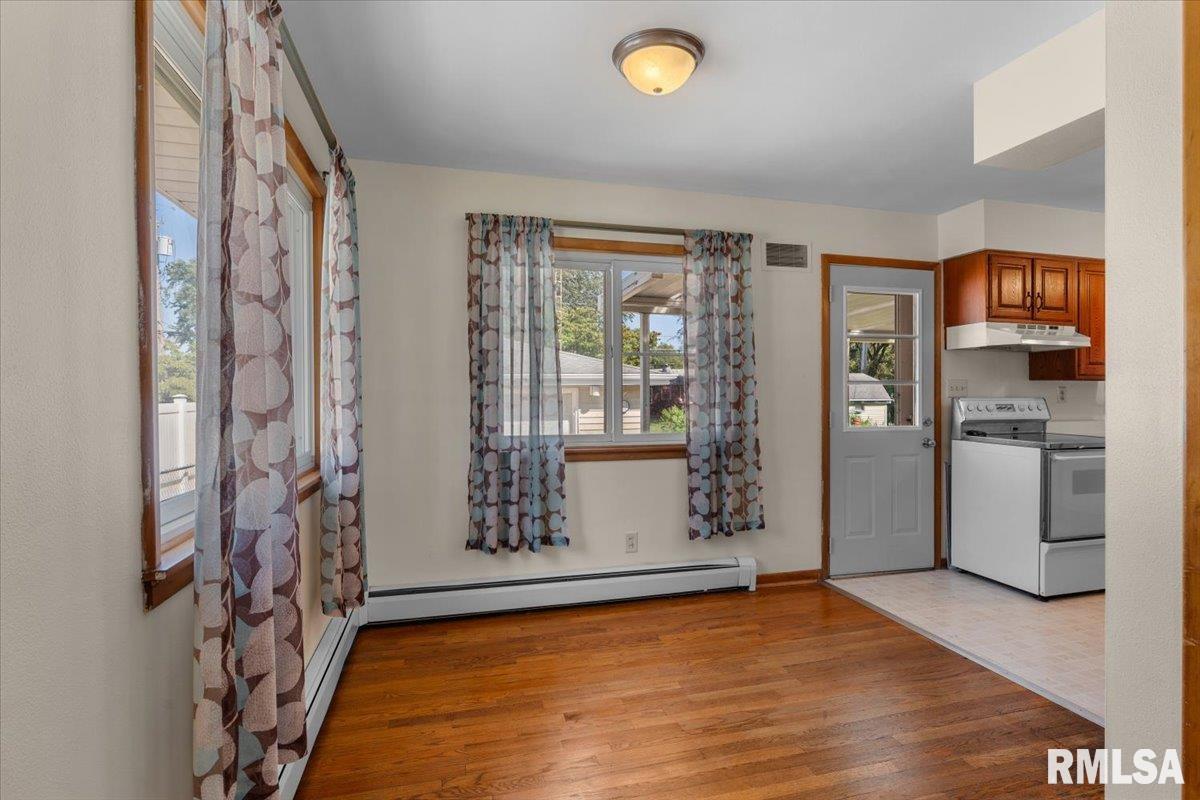 3344 South Fremont Street Springfield, IL 62703 - Photo 11 of 36 Gallery Image 11