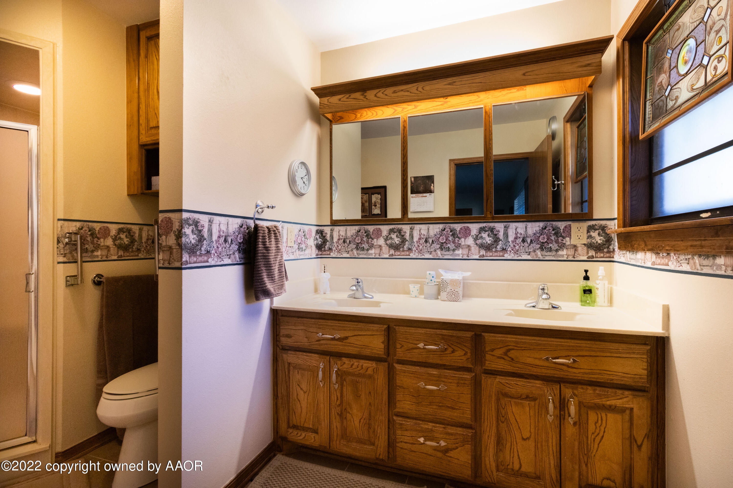7707 Farrell Drive Amarillo, TX 79121 - Photo 25 of 35 master bath