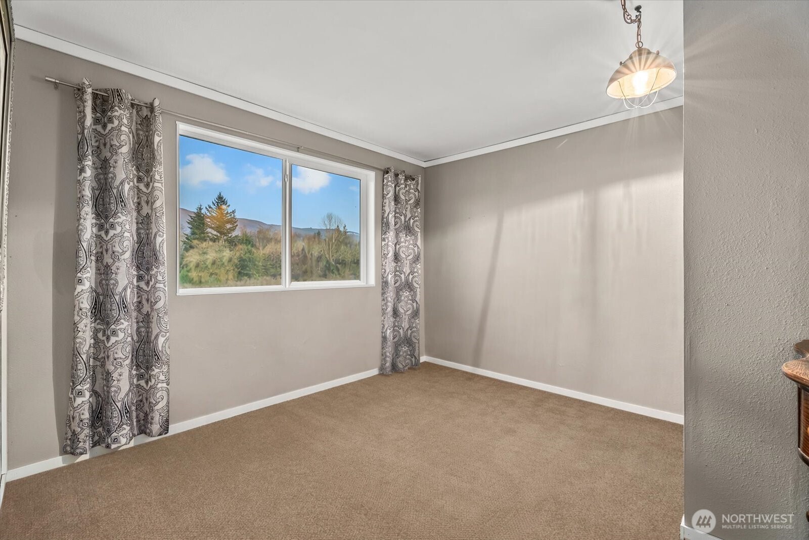 30731 Walberg Road Sedro-Woolley, WA 98284 - Photo 28 of 40 a view of an empty room with a window