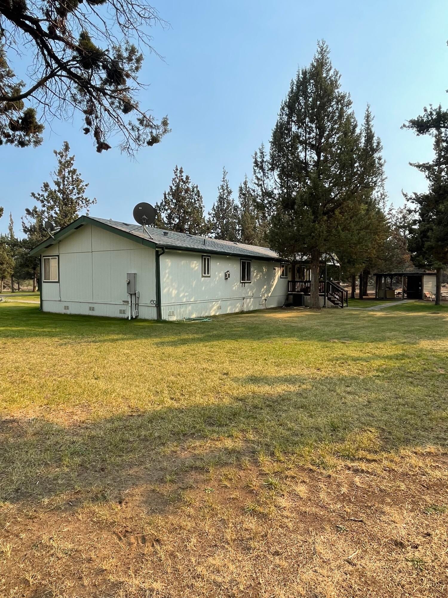 63565 Hughes Road Bend, OR 97701 - Photo 32 of 47 IMG_6719