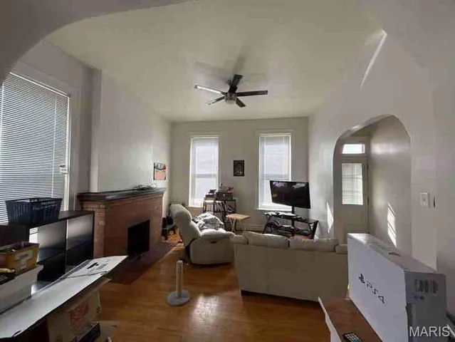 $895,000 | 1053-1057 South Vandeventer Avenue, St. Louis, MO 63110