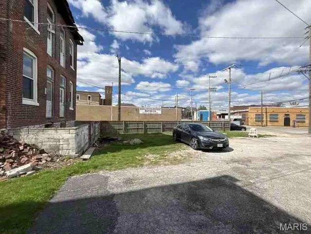 $895,000 | 1053-1057 South Vandeventer Avenue, St. Louis, MO 63110