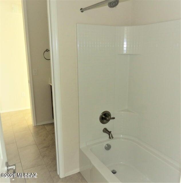 12825 North Oakhurst Loop Tucson, AZ 85755 - Photo 6 of 15 Main Bathroom