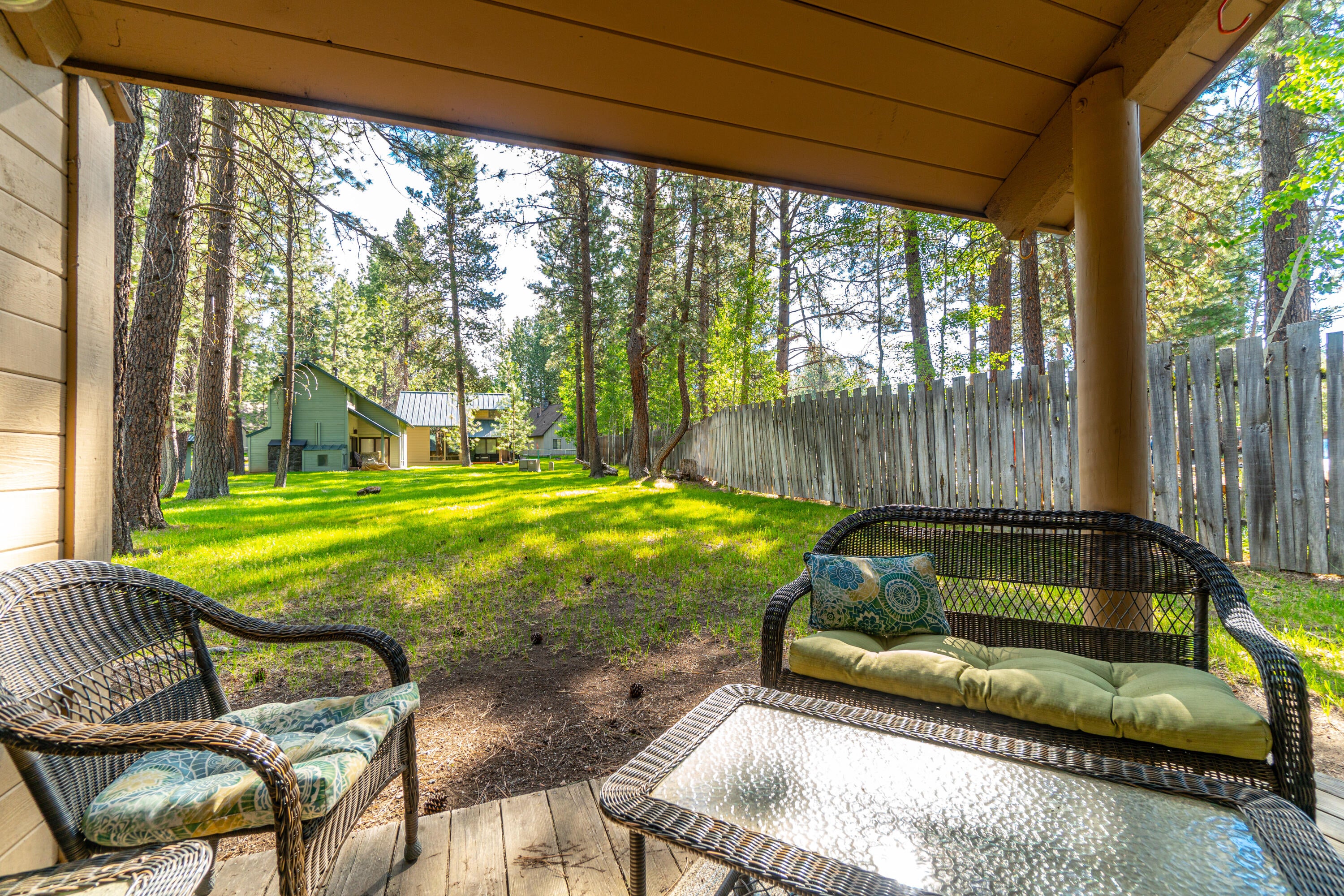 57488 Ranch Cabin Road, Unit 27 Sunriver, OR 97707 - Photo 5 of 21 RileyVisuals-5