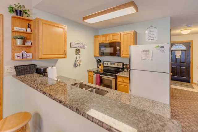 $415,000 | 4 Jack O'Lantern Drive, Unit 31, North Woodstock, NH 03262