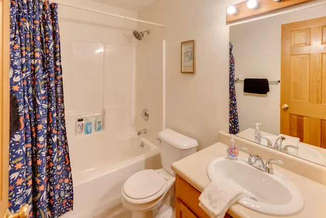 $415,000 | 4 Jack O'Lantern Drive, Unit 31, North Woodstock, NH 03262