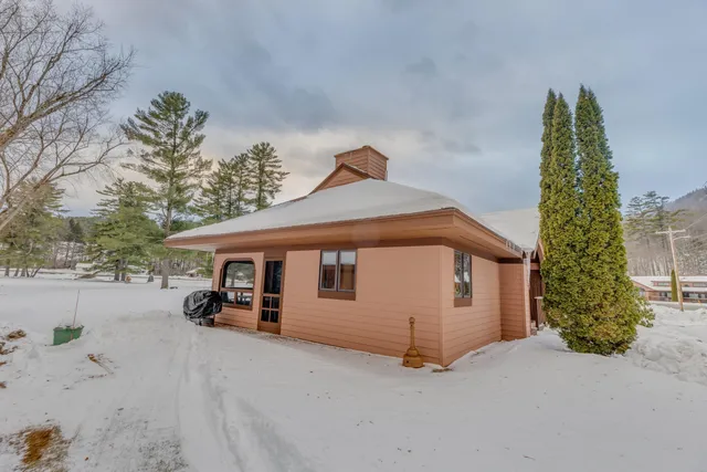 $415,000 | 4 Jack O'Lantern Drive, Unit 31, North Woodstock, NH 03262