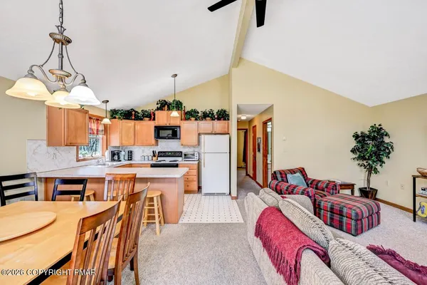 $319,000 | 89 Thomas Lane, Albrightsville, PA 18210