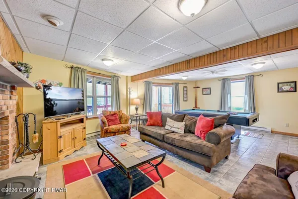 $319,000 | 89 Thomas Lane, Albrightsville, PA 18210