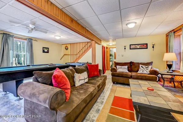 $319,000 | 89 Thomas Lane, Albrightsville, PA 18210