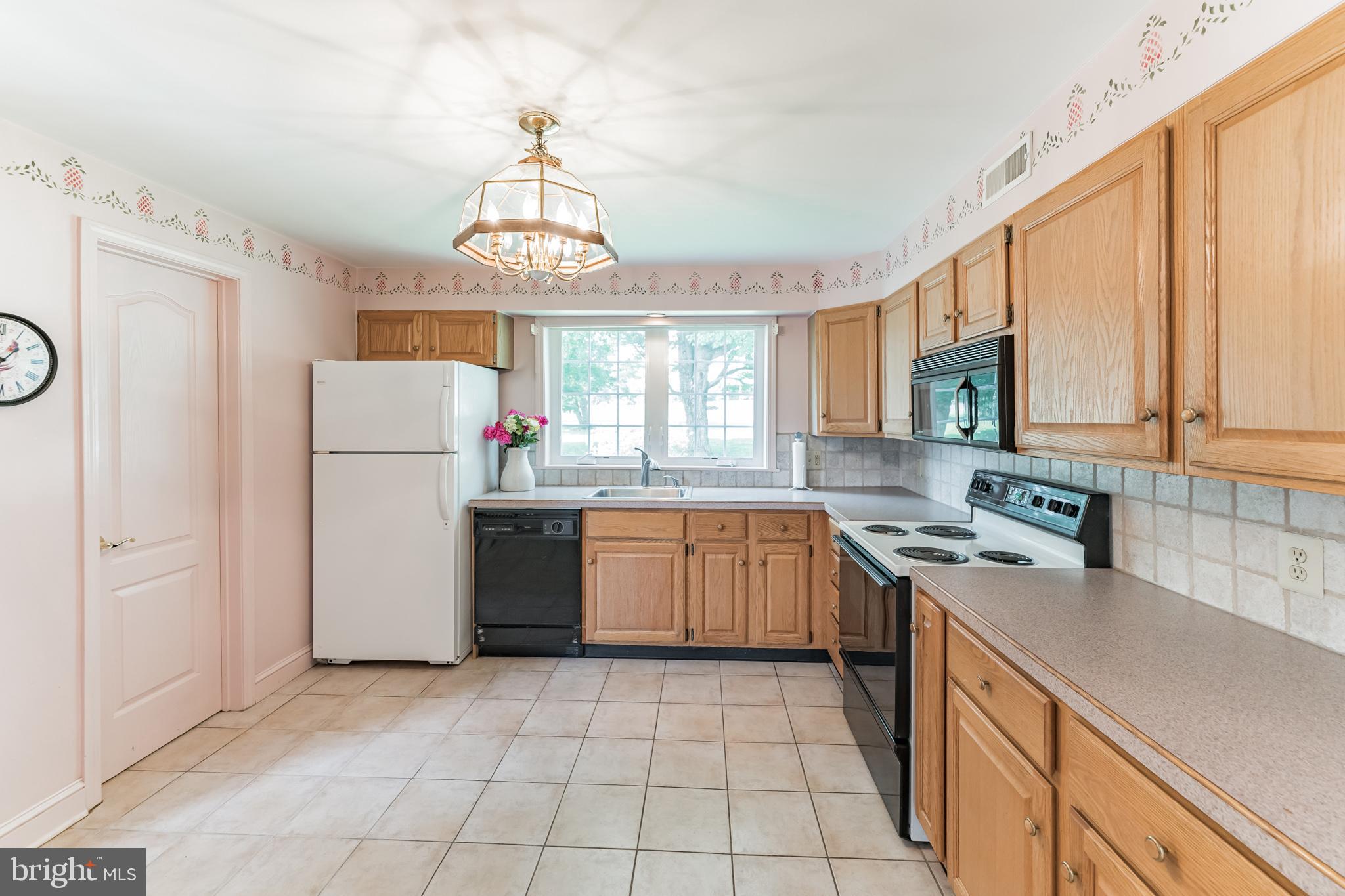 101 Crestview Road Hatboro, PA 19040 - Photo 12 of 37 Gallery Image 12