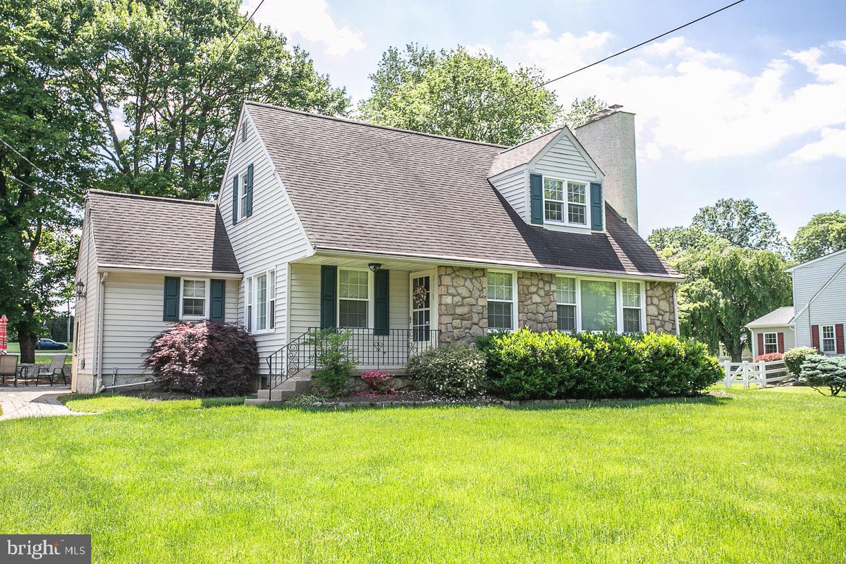 101 Crestview Road Hatboro, PA 19040 - Photo 3 of 37 Gallery Image 3