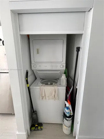 $2,850 | 90 Southwest 3rd Street, Unit 1205, Miami, FL 33130