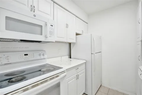 $280,000 | 2866 South University Drive, Unit 5107, Davie, FL 33328