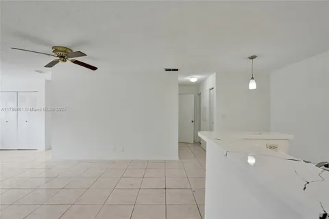 $280,000 | 2866 South University Drive, Unit 5107, Davie, FL 33328