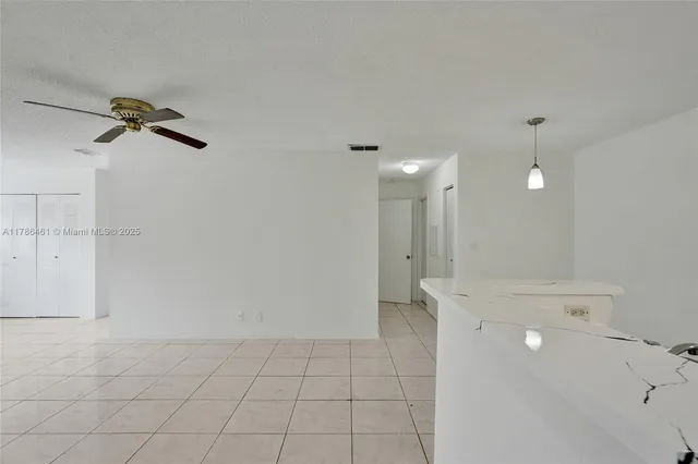 $280,000 | 2866 South University Drive, Unit 5107, Davie, FL 33328