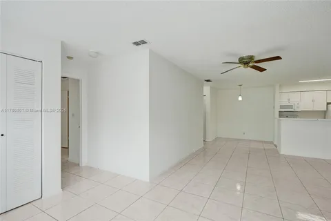 $280,000 | 2866 South University Drive, Unit 5107, Davie, FL 33328