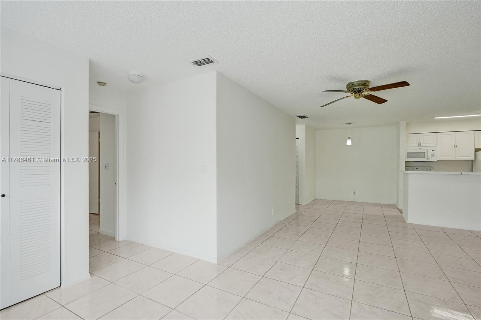 2866 South University Drive, Unit 5107 Davie, FL 33328 - Photo 7 of 26