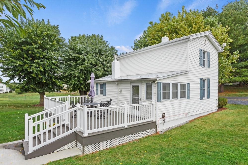 1533 Concord Church Road Timberville, VA 22853 - Photo 31 of 33 accessed from the mud room!