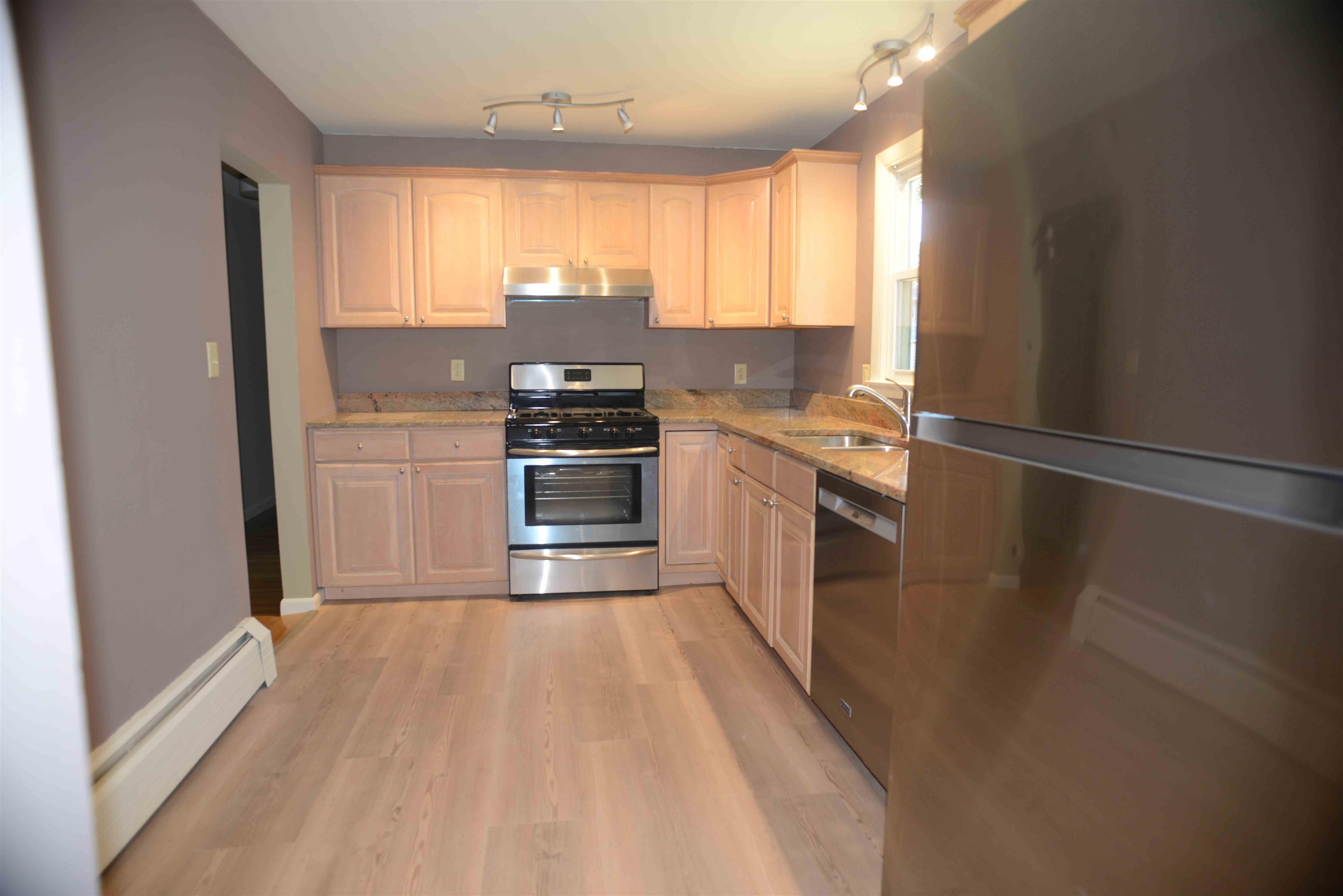 311 McKinley Road Portsmouth, NH 03801 - Photo 16 of 47