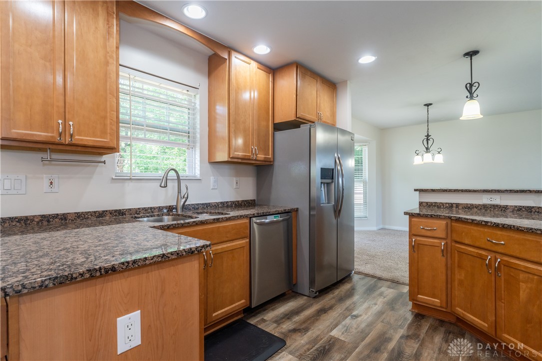3415 Shakertown Road Beavercreek, OH 45430 - Photo 18 of 77