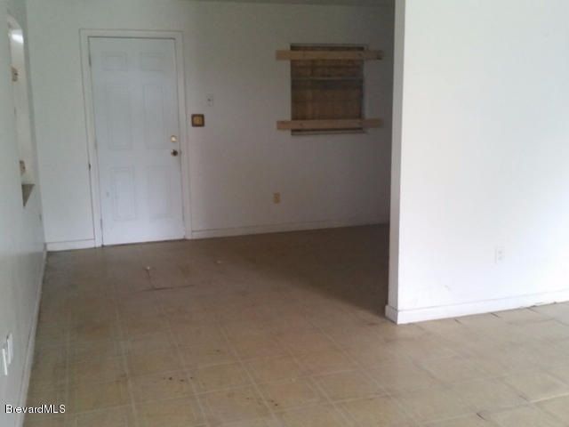 707 Gilbert Street Titusville, FL 32780 - Photo 3 of 11 Living Room