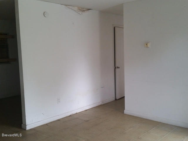 707 Gilbert Street Titusville, FL 32780 - Photo 4 of 11 Living Room