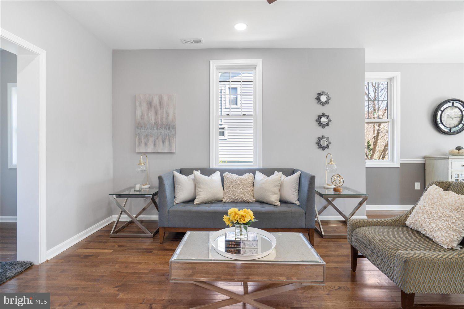 7 Edmondson Ridge Road Baltimore, MD 21228 - Photo 3 of 33