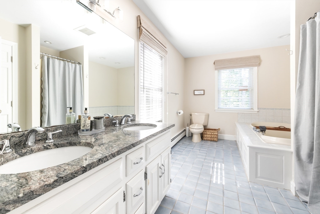 10 Winston Road Holliston, MA 01746 - Photo 24 of 38