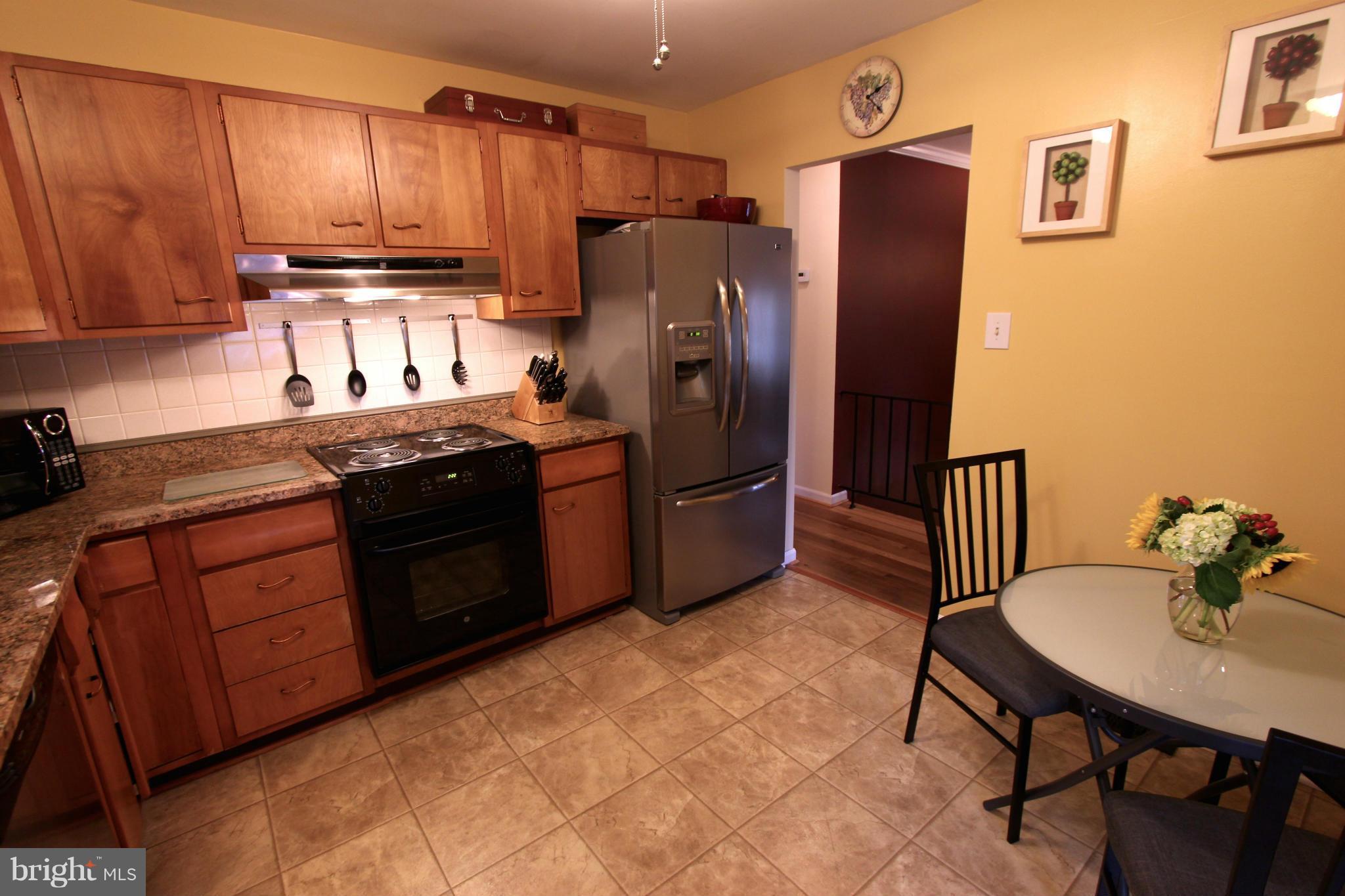 1004 South Culpeper Road Sterling, VA 20164 - Photo 13 of 30 Kitchen