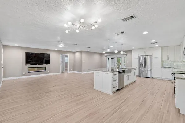 $535,000 | 1611 Sunnyhills Drive, Brandon, FL 33510