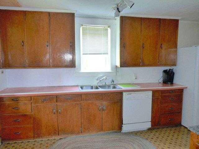 2692 Mariaville Road Ellsworth, ME 04605 - Photo 25 of 34 Kitchen.