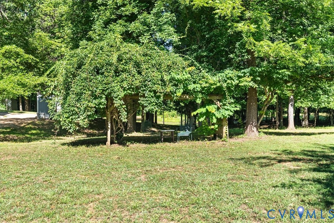 2829 Winningham Road Crewe, VA 23930 - Photo 25 of 45