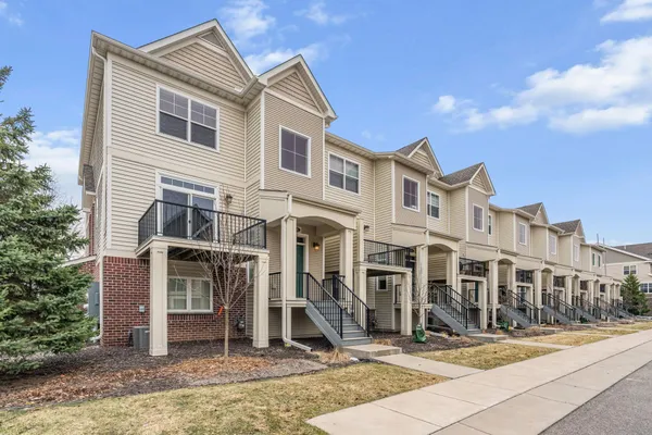 $414,900 | 8148 Magnolia Lane North, Maple Grove, MN 55369