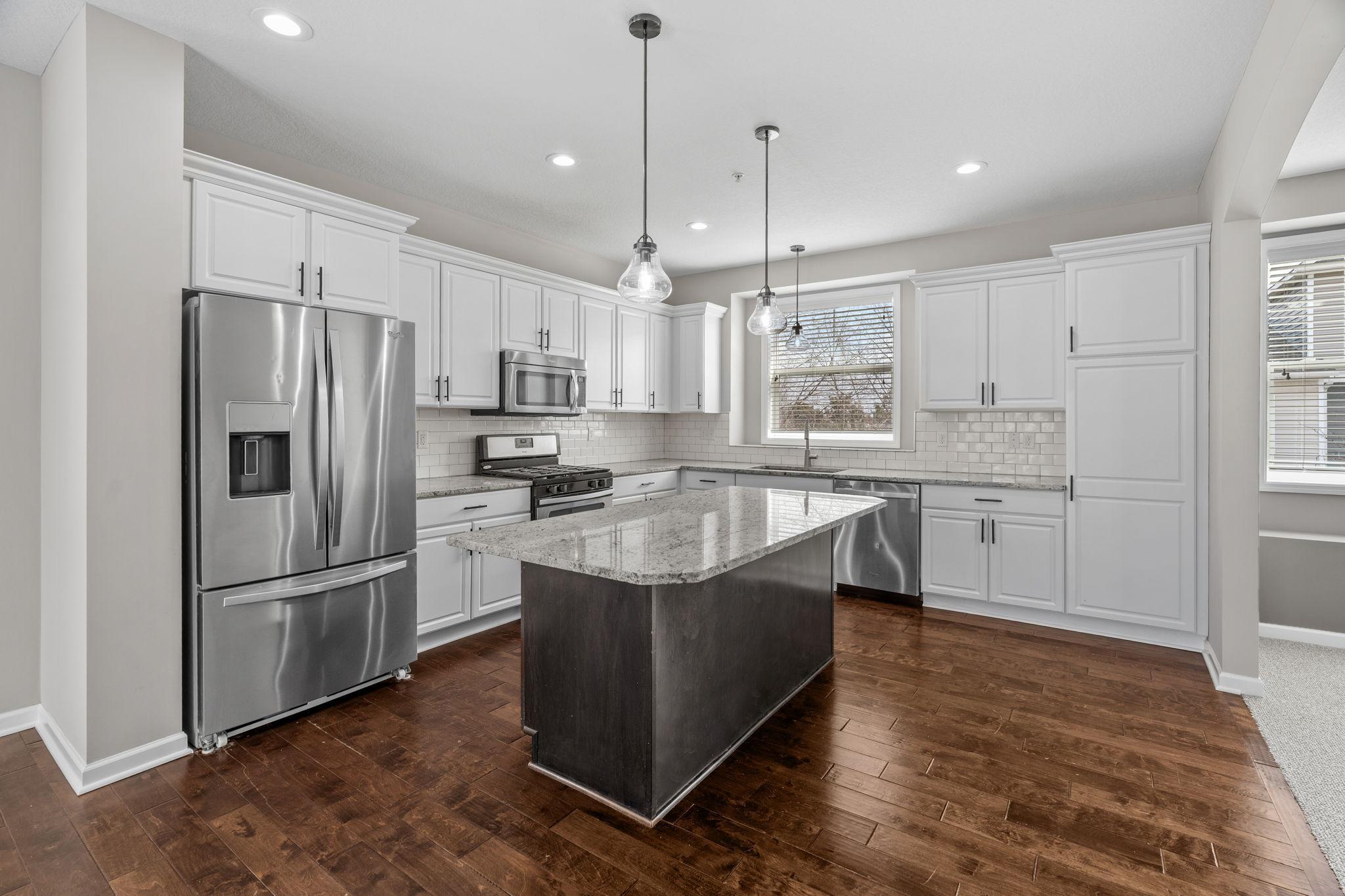 8148 Magnolia Lane North Maple Grove, MN 55369 - Photo 2 of 24