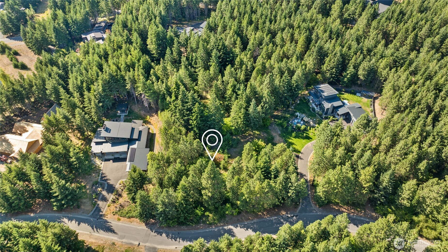 711 Ruby King Loop Cle Elum, WA 98922 - Photo 2 of 27 front view of a house with a yard