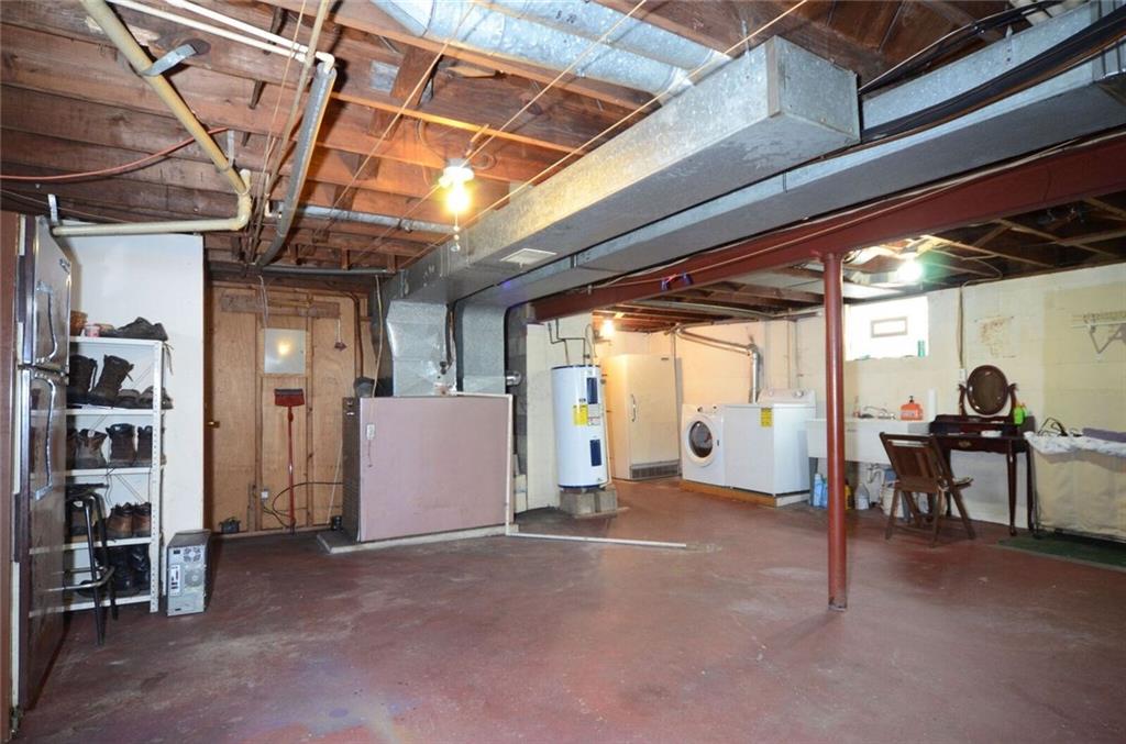 677 Frankfort Road Aliquippa, PA 15001 - Photo 14 of 18 Gallery Image 14