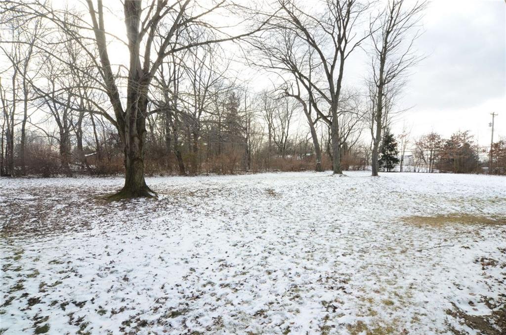 677 Frankfort Road Aliquippa, PA 15001 - Photo 17 of 18 Gallery Image 17
