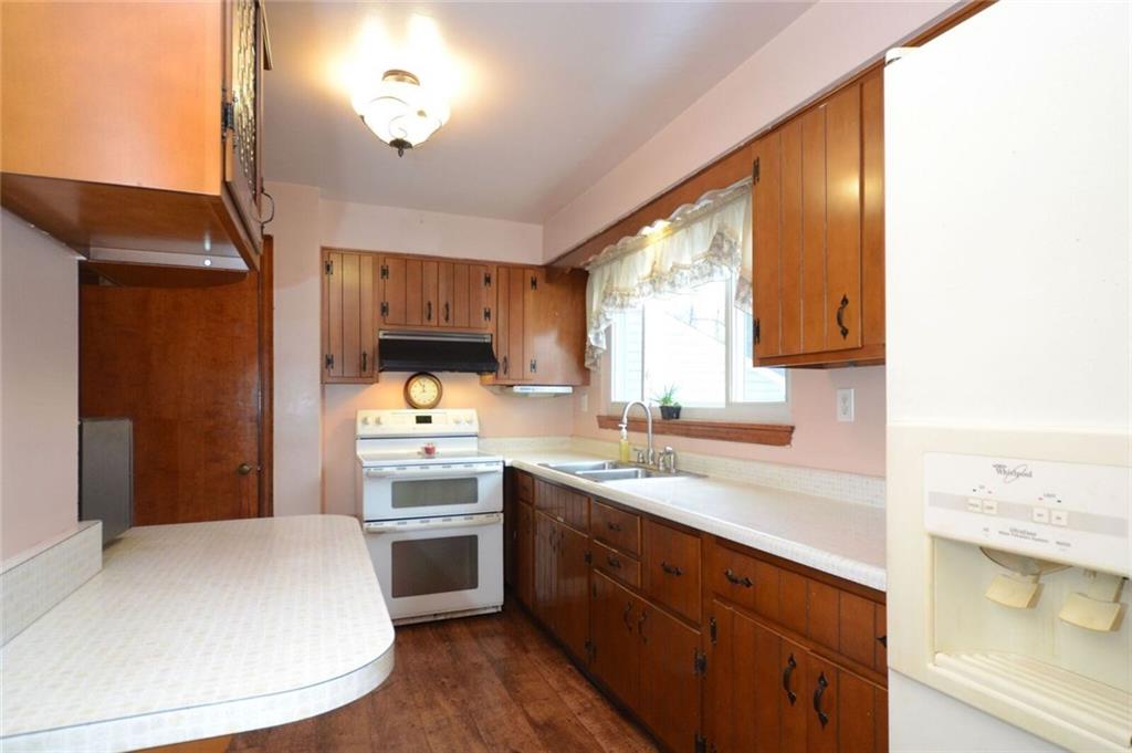 677 Frankfort Road Aliquippa, PA 15001 - Photo 6 of 18 Gallery Image 6
