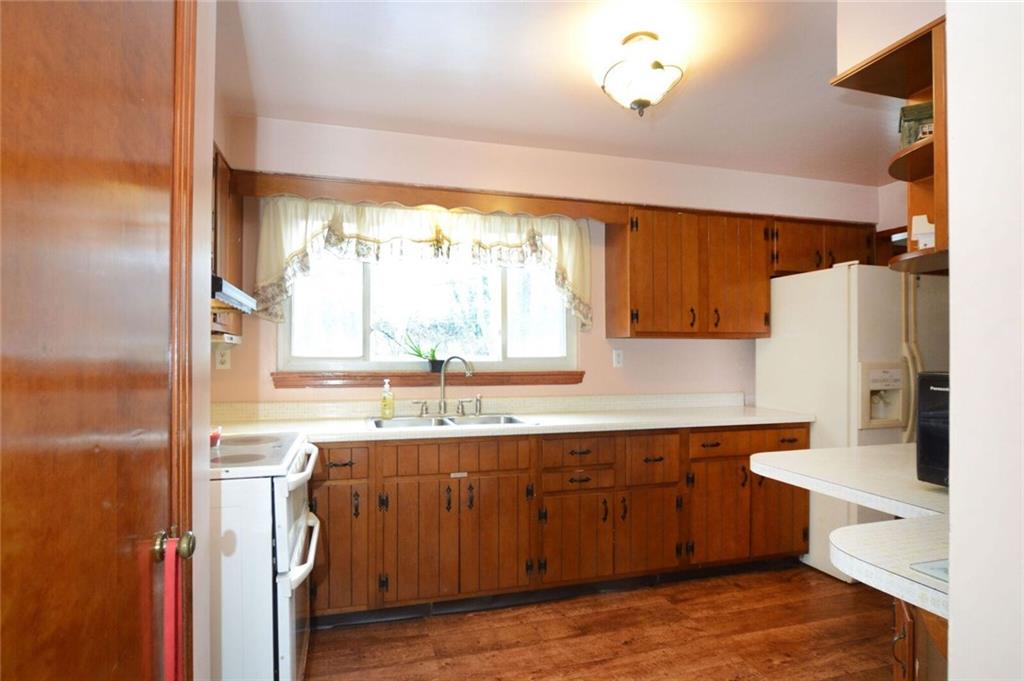 677 Frankfort Road Aliquippa, PA 15001 - Photo 8 of 18 Gallery Image 8