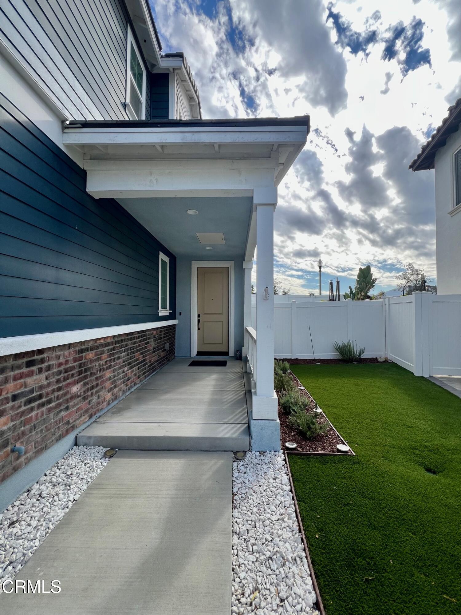 394 Water Lily Street Fillmore, CA 93015 - Photo 2 of 39 IMG_4835