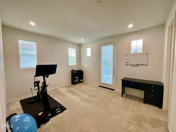 $3,500 | 394 Water Lily Street, Fillmore, CA 93015