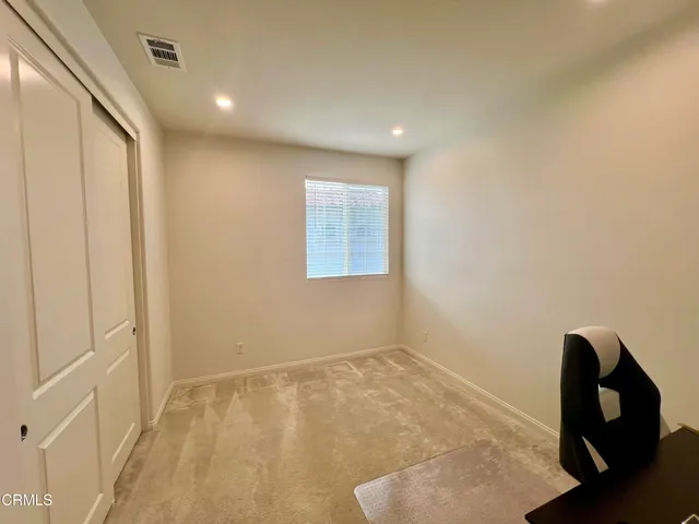 $3,500 | 394 Water Lily Street, Fillmore, CA 93015