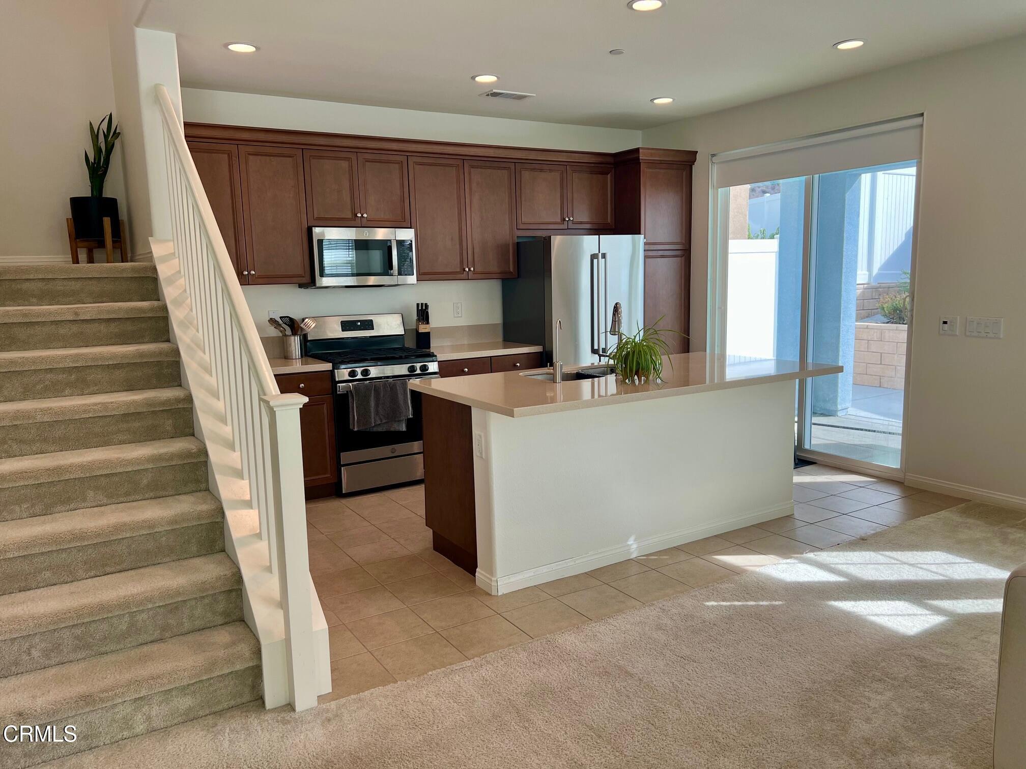 394 Water Lily Street Fillmore, CA 93015 - Photo 3 of 39 IMG_4839