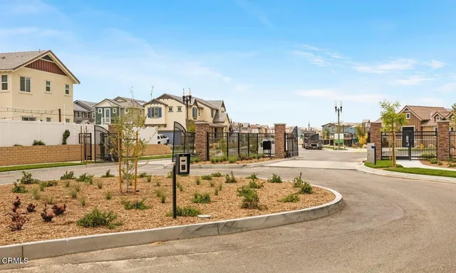 $3,500 | 394 Water Lily Street, Fillmore, CA 93015