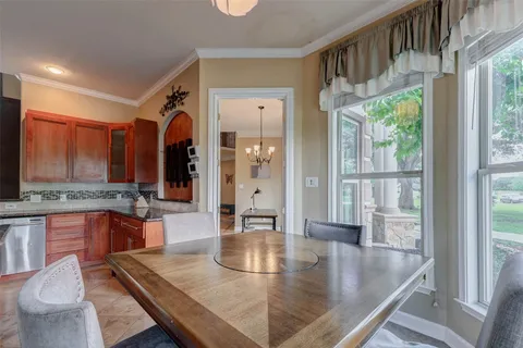 $1,000,000 | 5610 Westerham, Weston Lakes, TX 77441