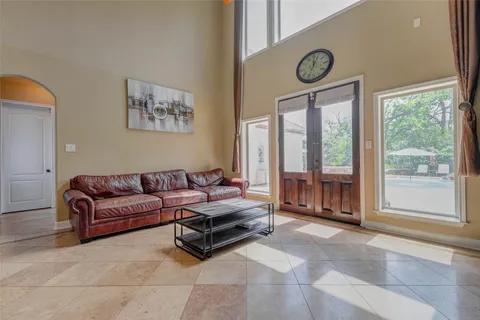 $1,000,000 | 5610 Westerham, Weston Lakes, TX 77441