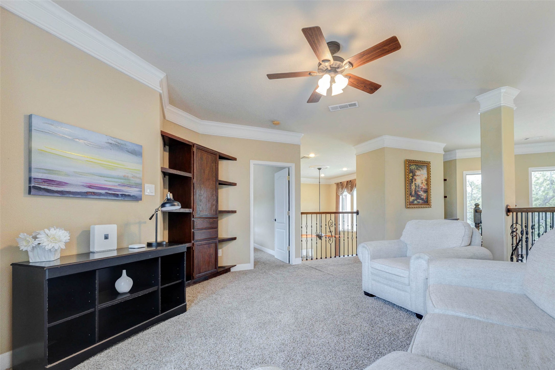 5610 Westerham Weston Lakes, TX 77441 - Photo 27 of 47 a living room with furniture and kitchen view
