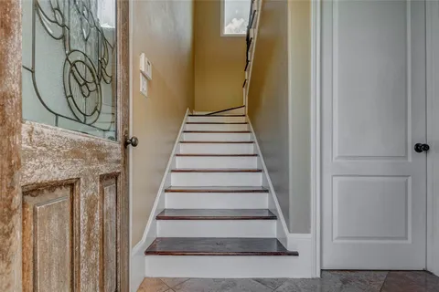 $1,000,000 | 5610 Westerham, Weston Lakes, TX 77441