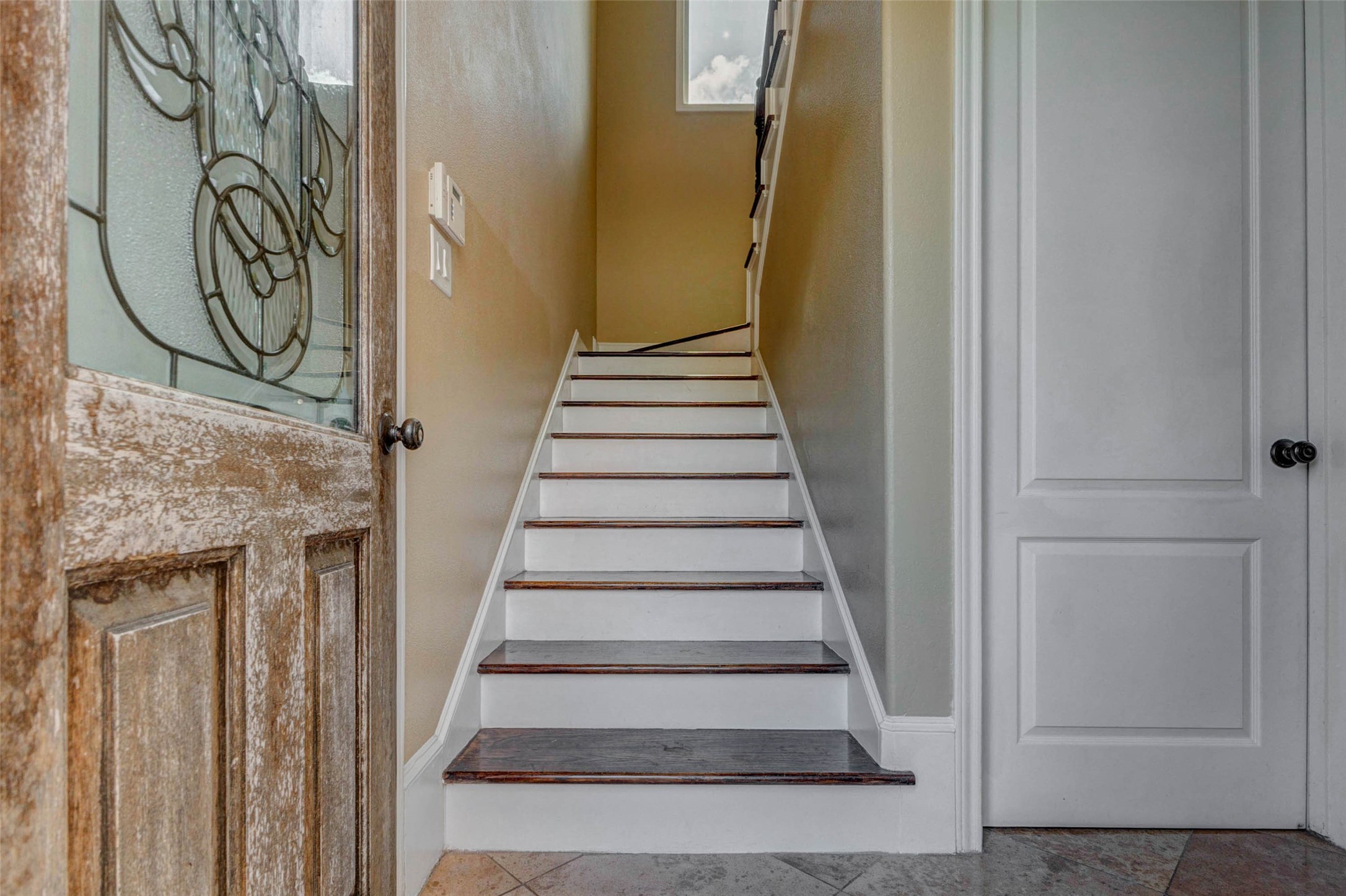 5610 Westerham Weston Lakes, TX 77441 - Photo 35 of 47 a view of a entryway